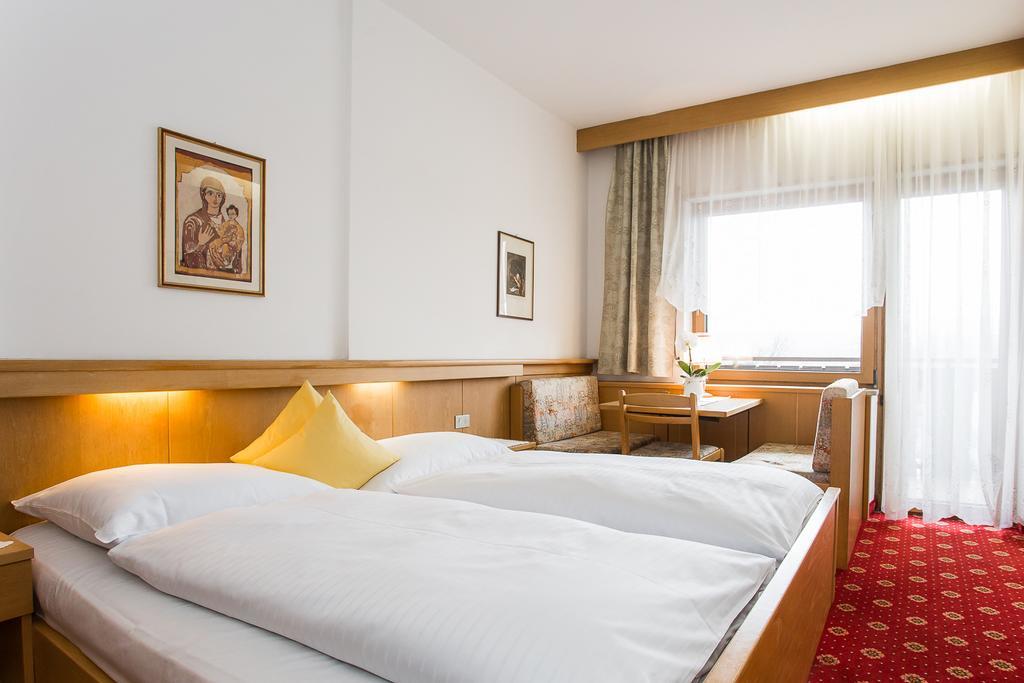 Hotel Alexandres Appiano Sulla Strada Del Vino Ngoại thất bức ảnh