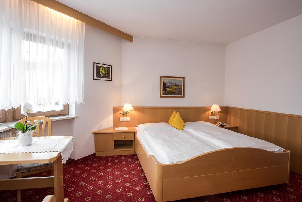 Hotel Alexandres Appiano Sulla Strada Del Vino Ngoại thất bức ảnh