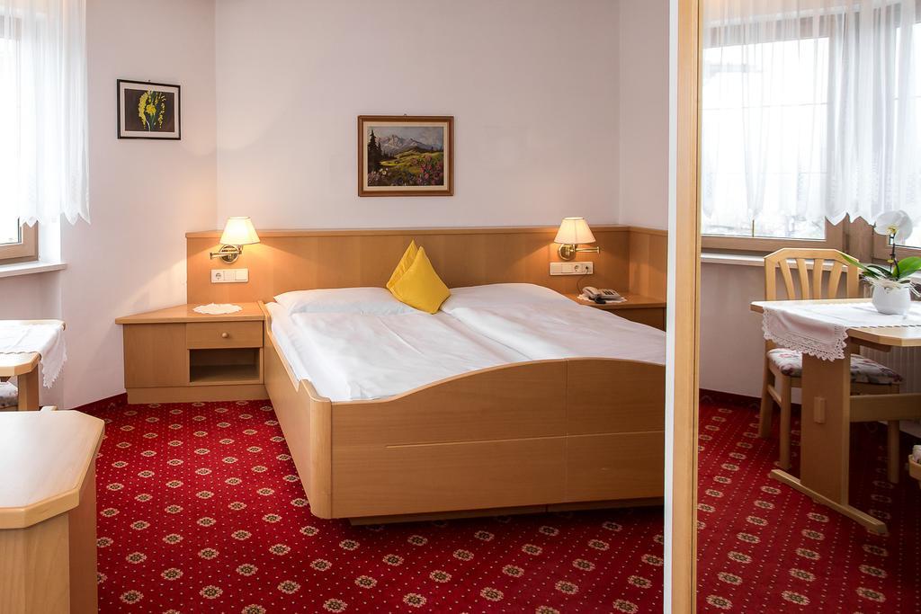 Hotel Alexandres Appiano Sulla Strada Del Vino Ngoại thất bức ảnh